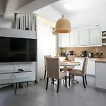 Lägenhet Rodi Luxury